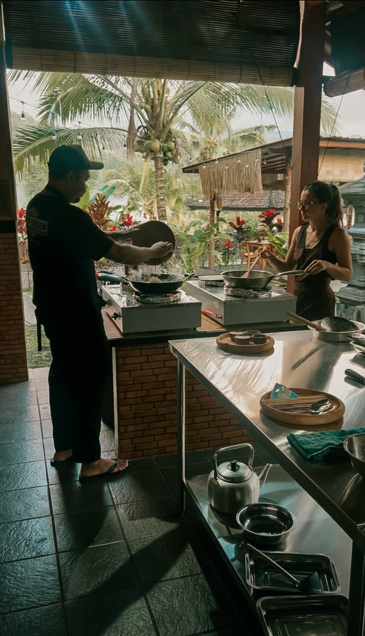 Cours de cuisine, Sidemen & cascade