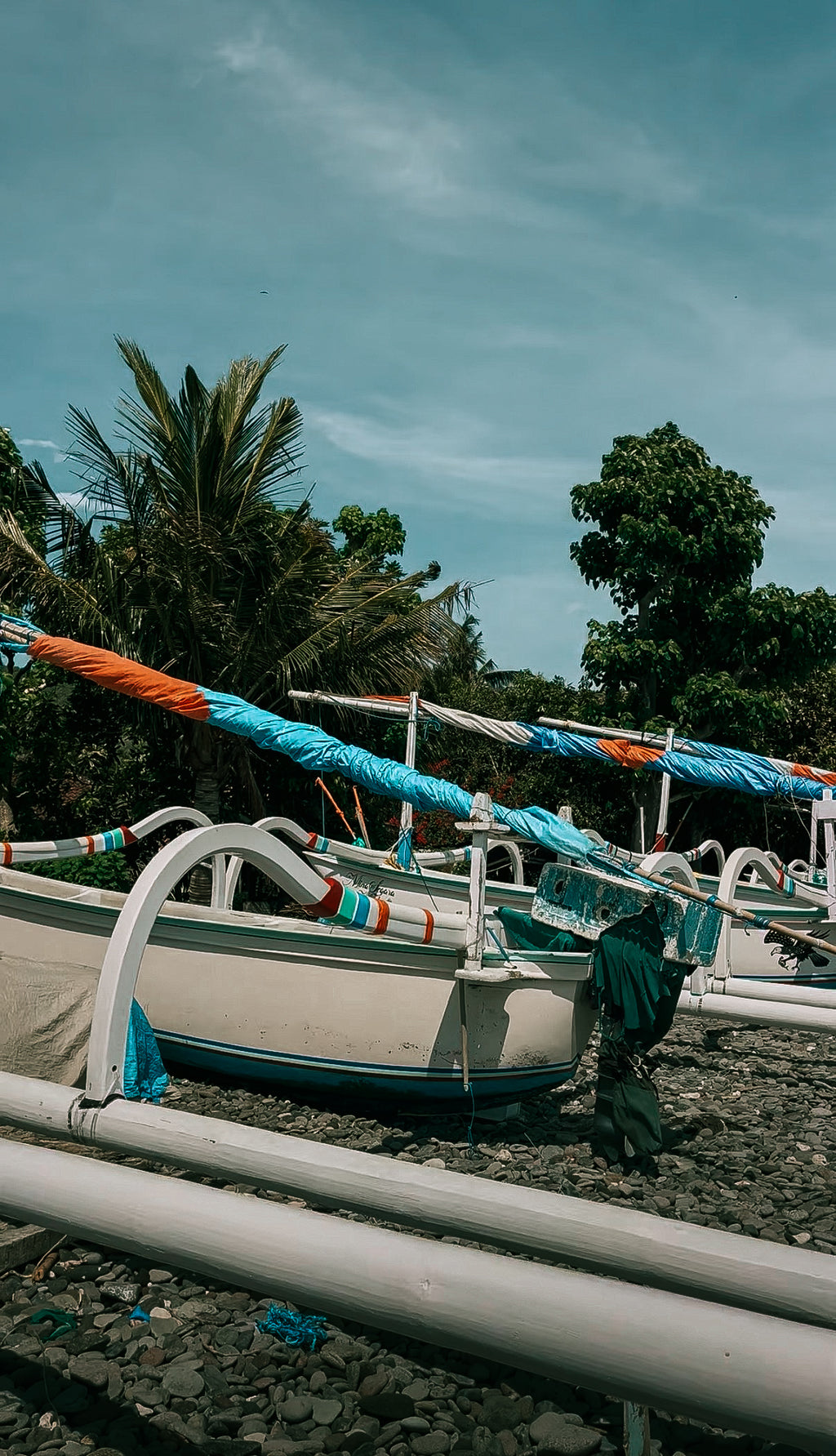 Signature MOB 💙 Pêche traditionnelle à Amed & Tirta Gangga