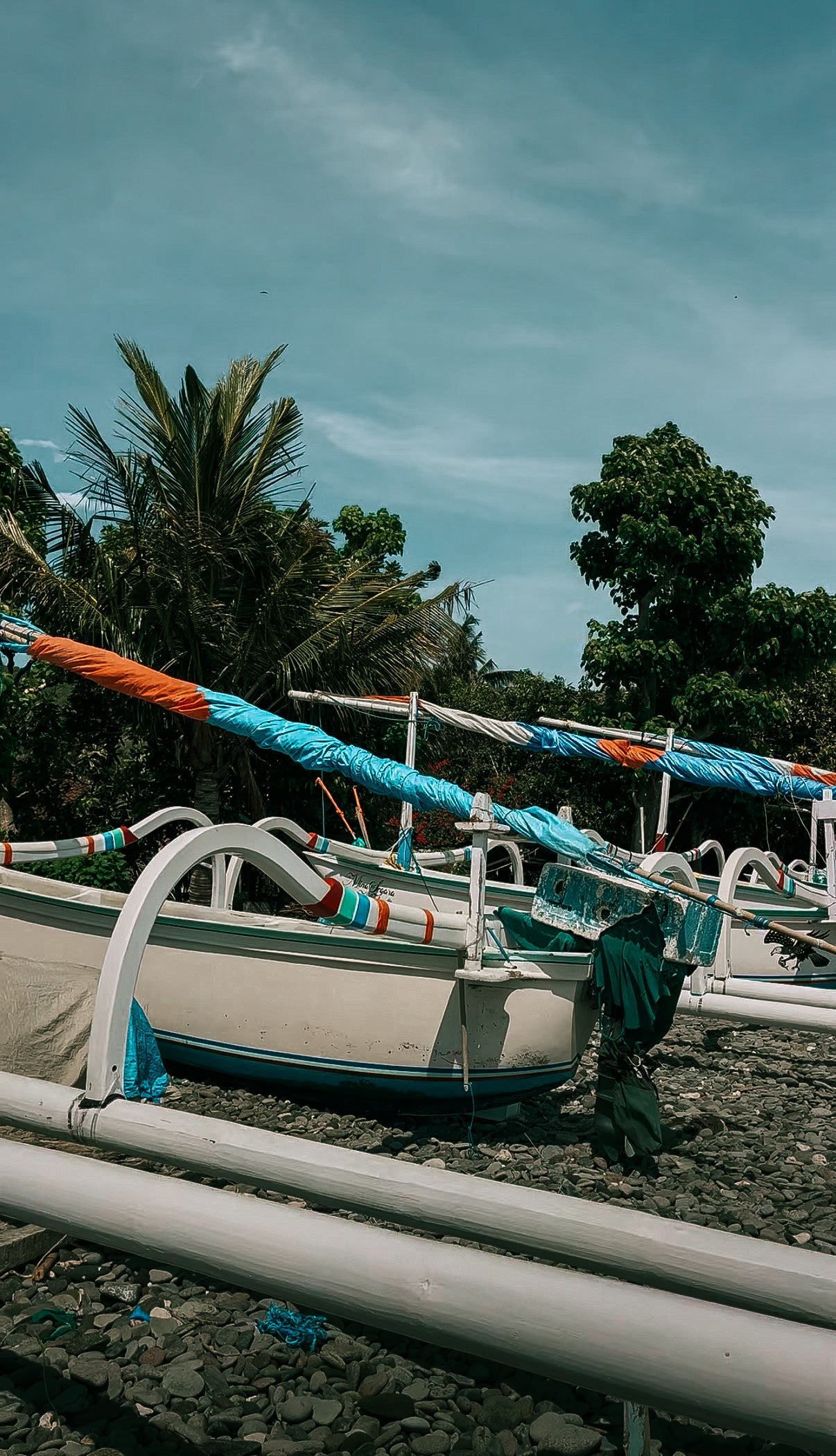 Signature MOB 💙 Pêche traditionnelle à Amed & Tirta Gangga